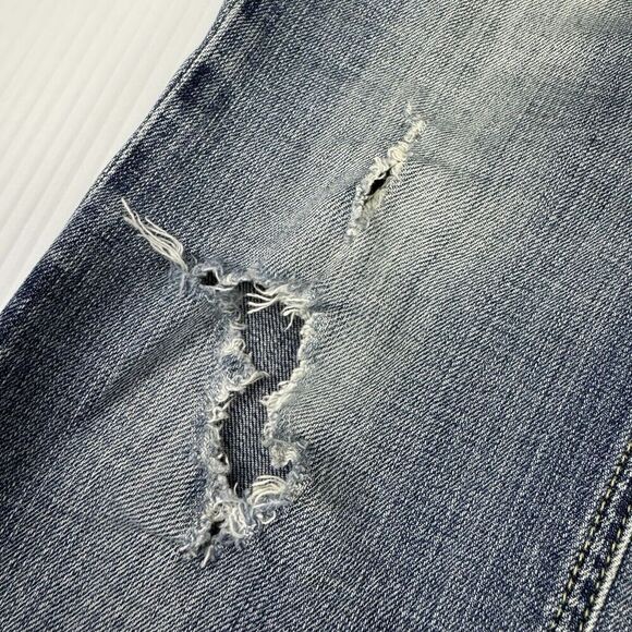 Vigoss Jeans Size 9 Cropped Denim Rolled Cuff Distressed Pockets - Picture 8 of 11